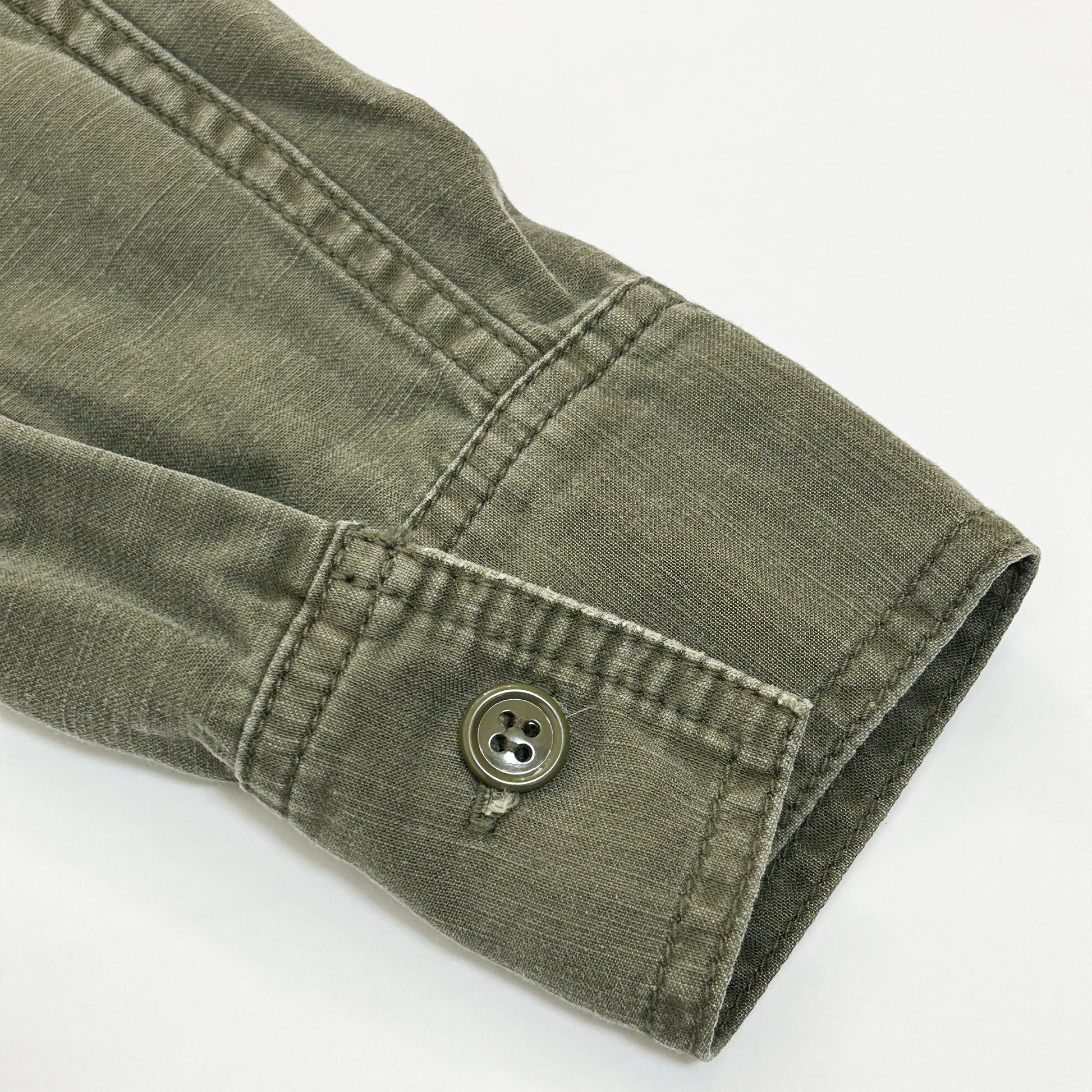 MILITARY SHIRT(⼩花スタッズ)