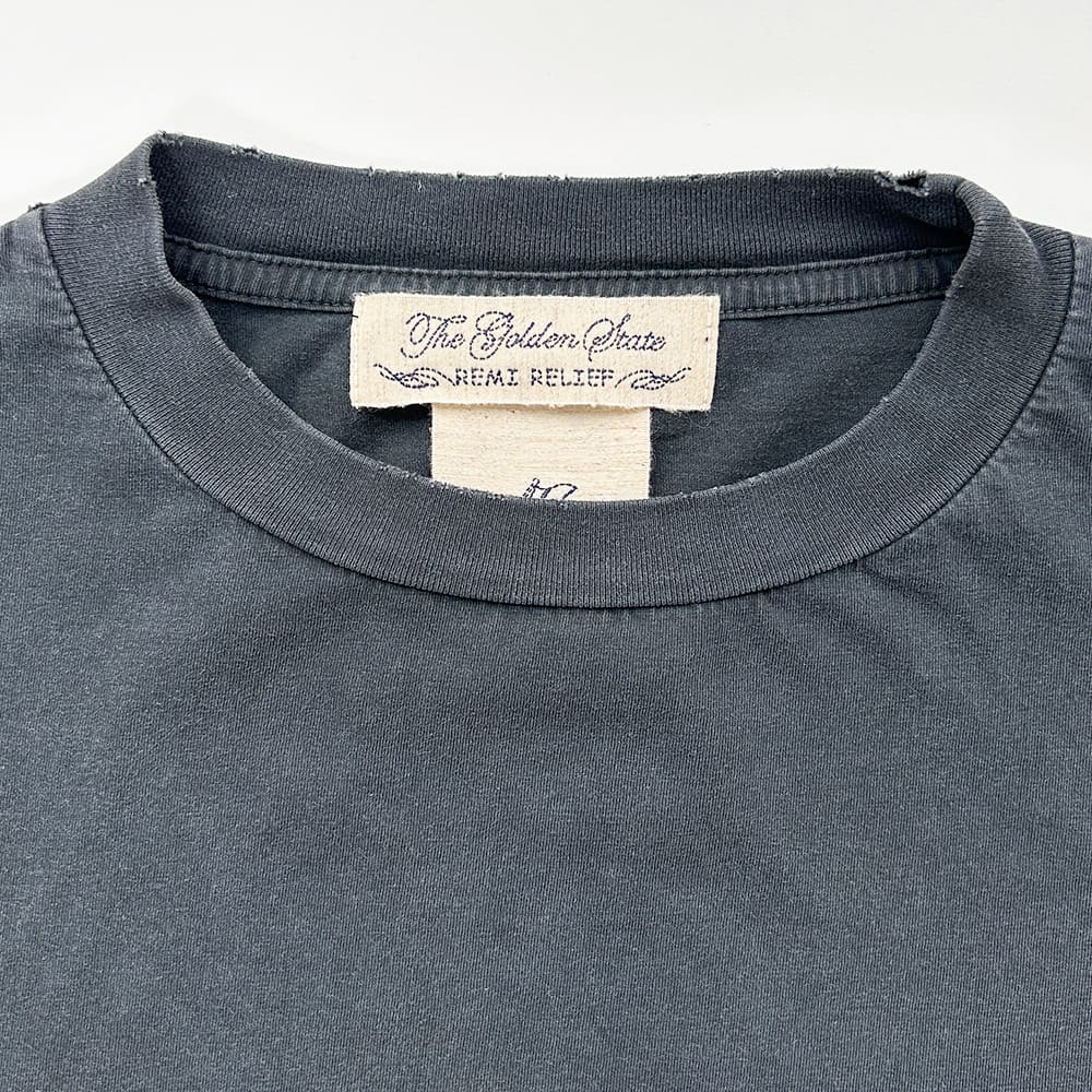【REMI RELIEF/レミ レリーフ】 CONFORM TEE REMI RELIEF/レミ レリーフ】 HENLEY NECK PRINT TEE（Tシャツ