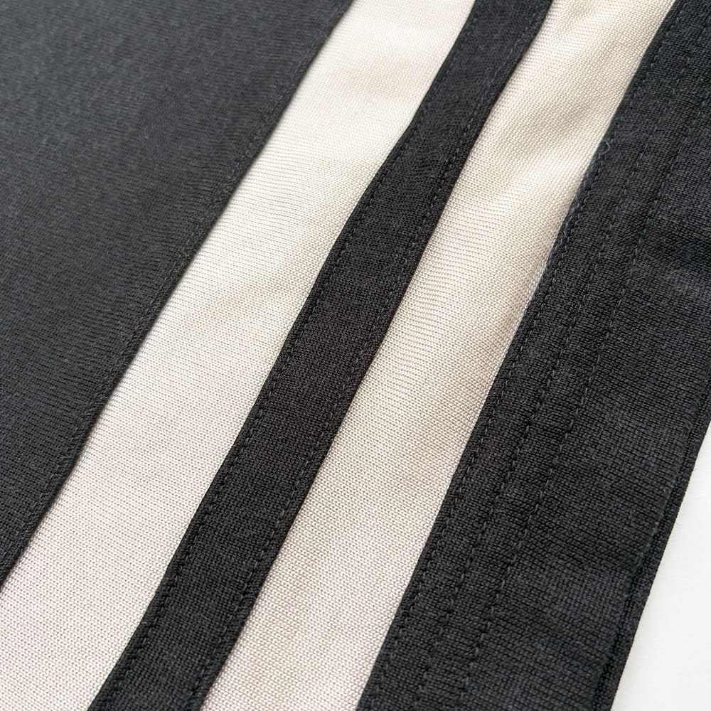 R / C 천축 축구 T (USC)