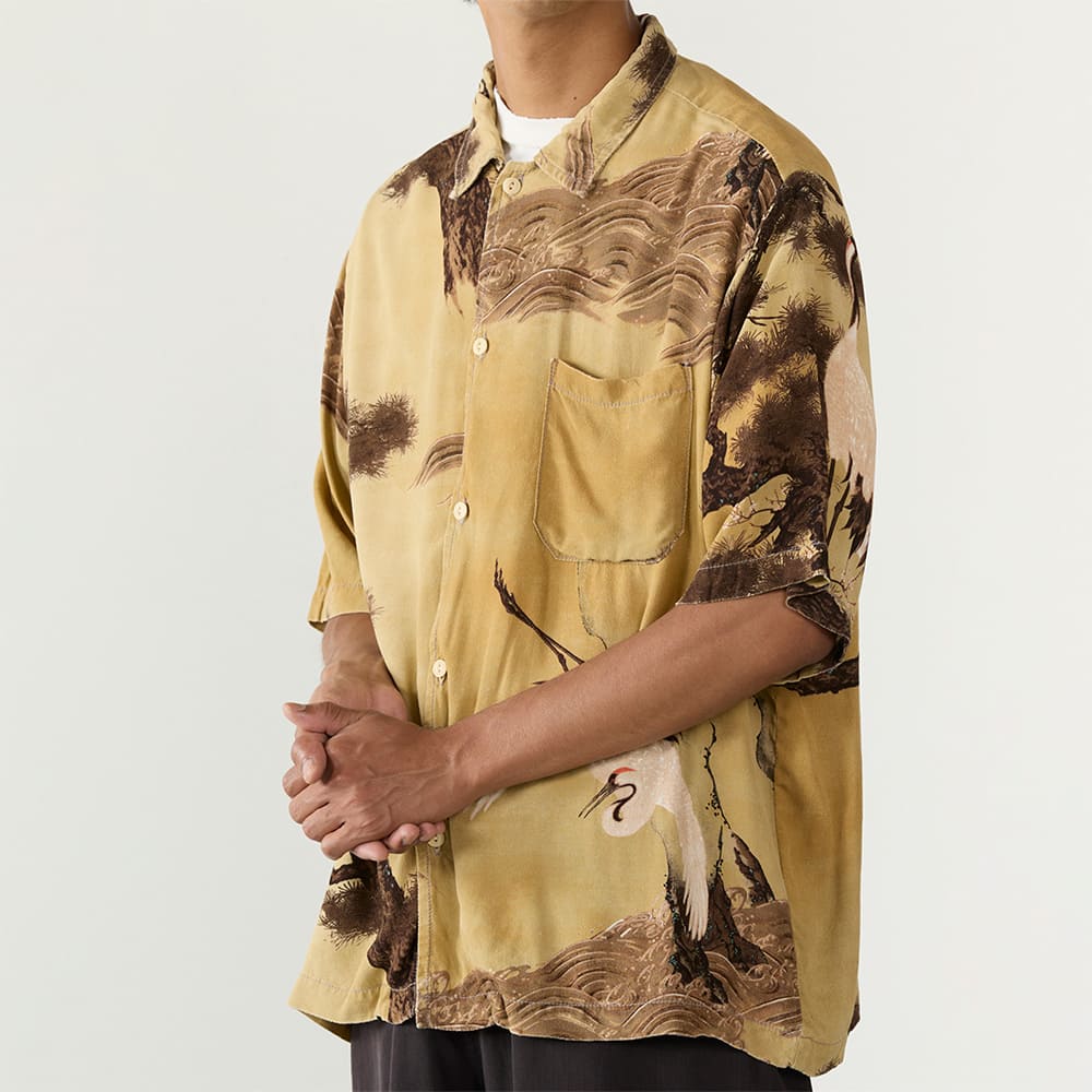 鶴柄アロハシャツ