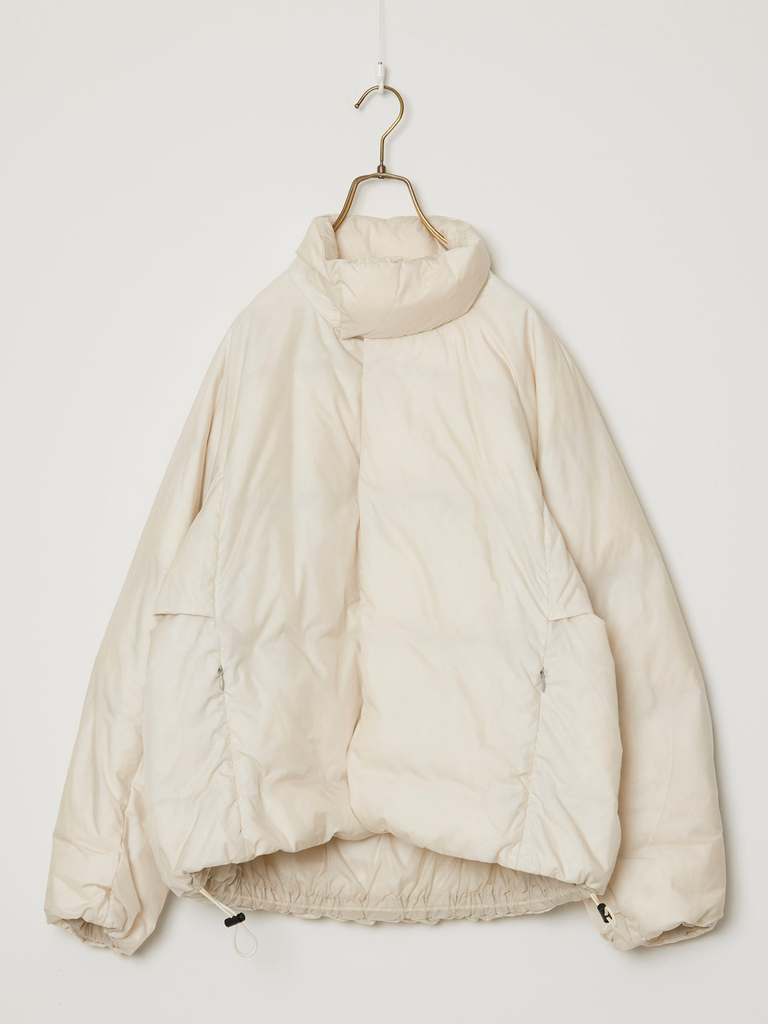 超軽量ナイロンスタンド衿ダウンジャ ケット