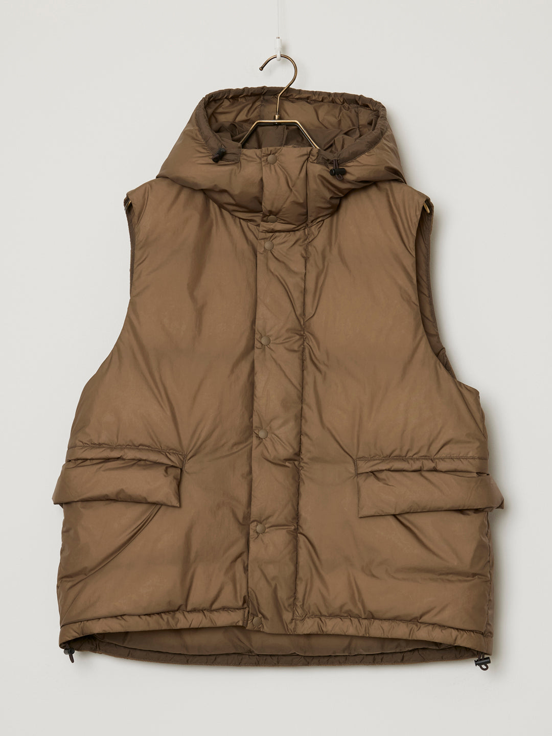 Ultra-lightweight nylon outdoor down vest and hoodie