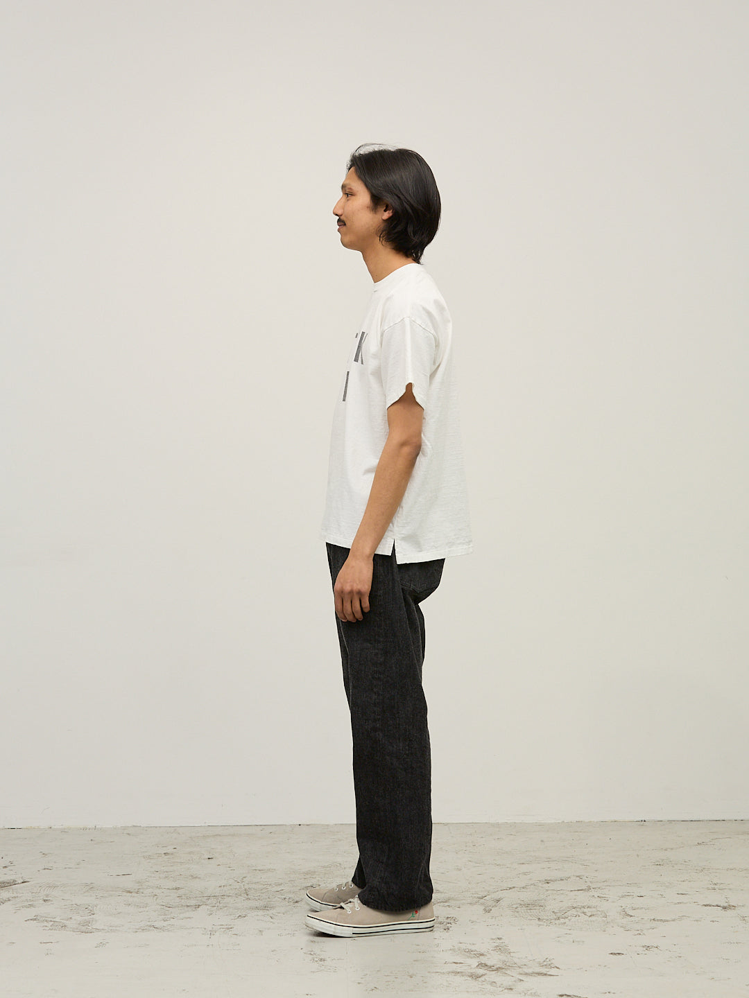 16/T-shirt T (I THINK)