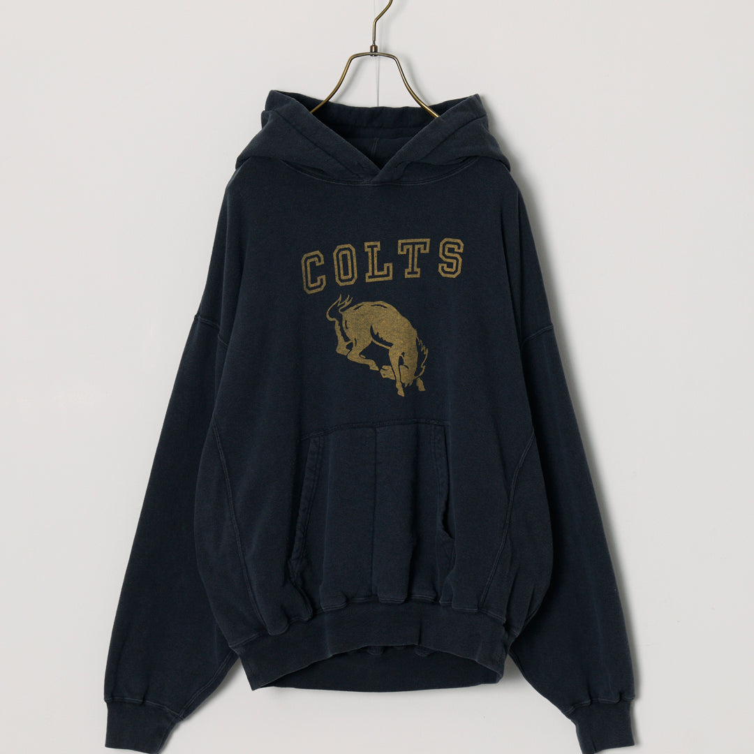 SP加⼯3⾶び裏⽑パーカー(COLTS)